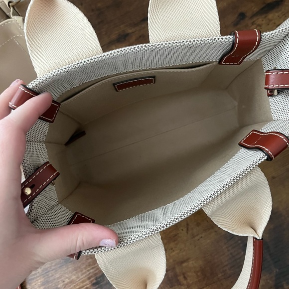 Like new Chloe small woody Tote - Picture 13 of 15